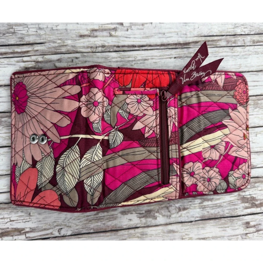 Vera Bradley 